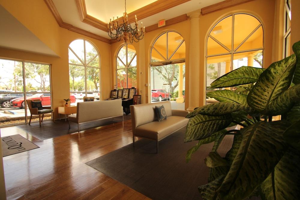 La Quinta By Wyndham West Palm Beach Airport Exterior photo