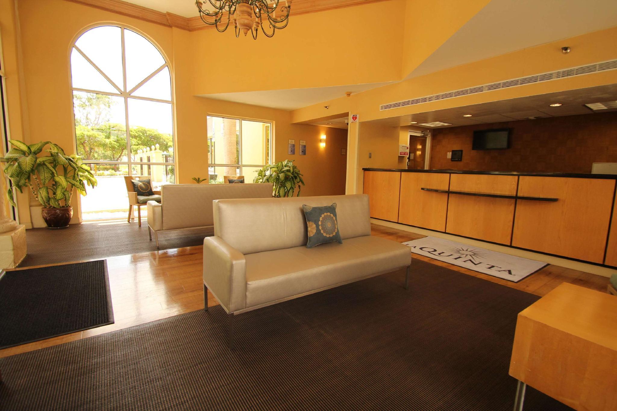 La Quinta By Wyndham West Palm Beach Airport Exterior photo