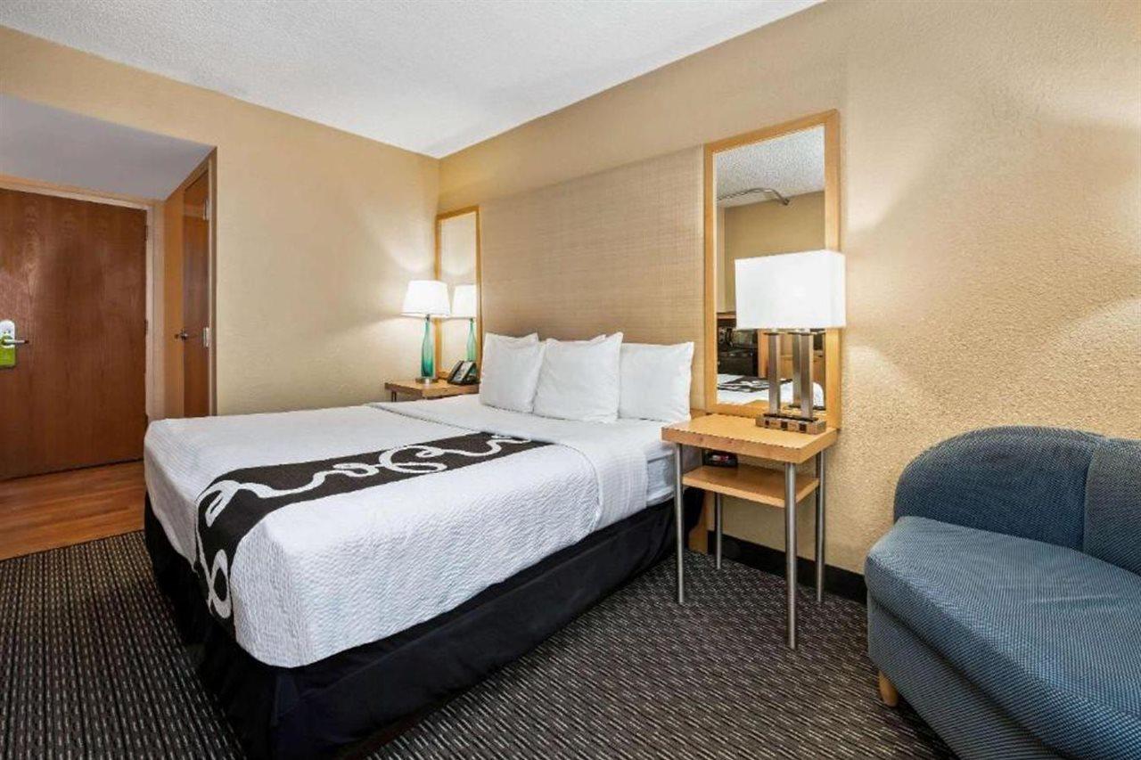 La Quinta By Wyndham West Palm Beach Airport Exterior photo