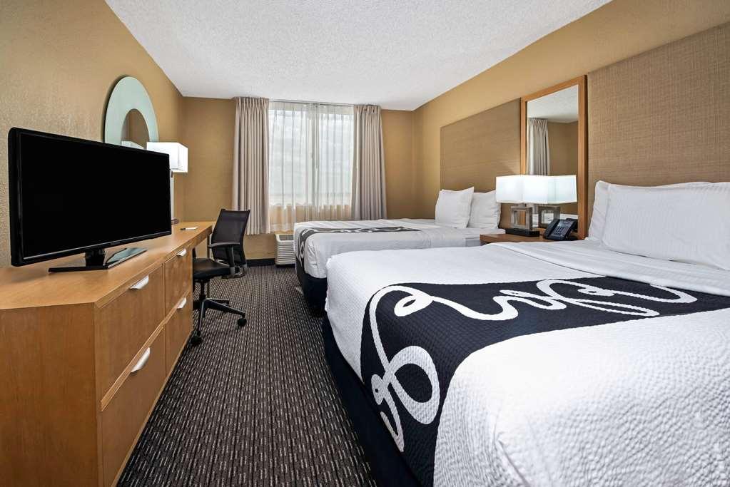 La Quinta By Wyndham West Palm Beach Airport Room photo