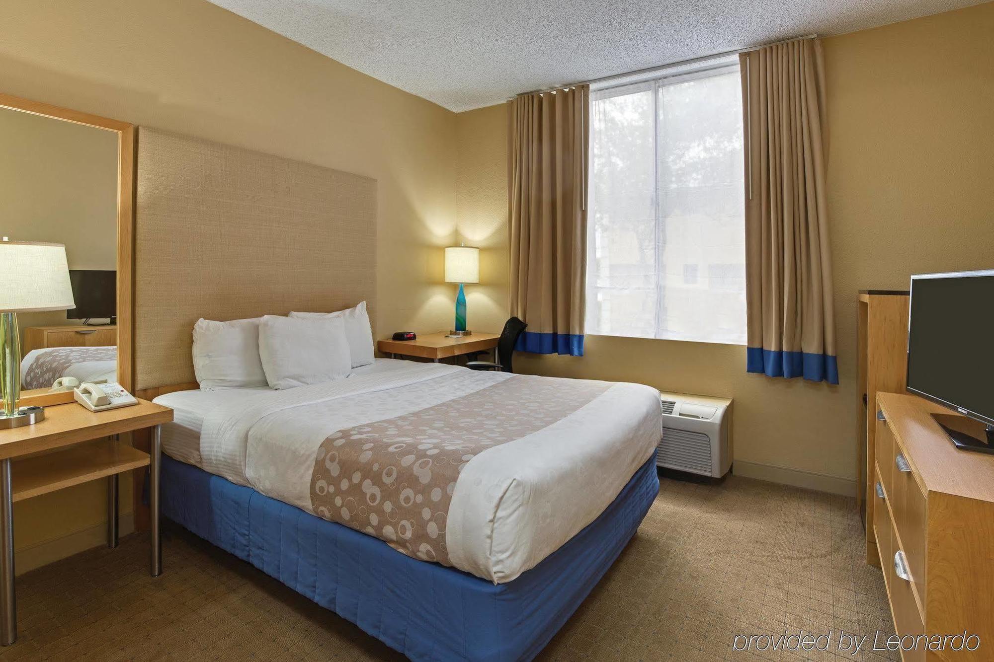 La Quinta By Wyndham West Palm Beach Airport Exterior photo